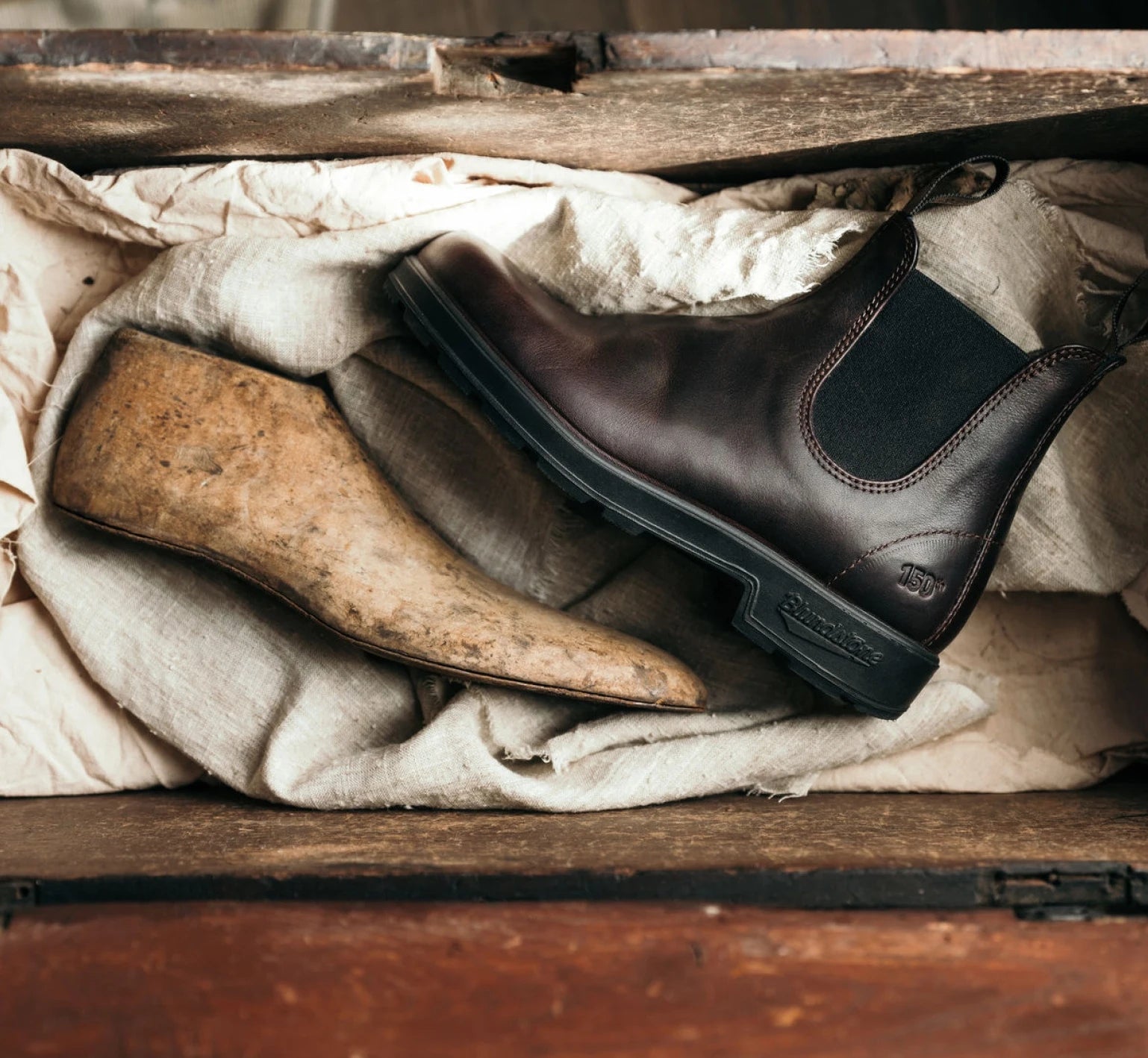 150_Boot_Product_Shots-2_1-Blundstone-Chelsea Boot
